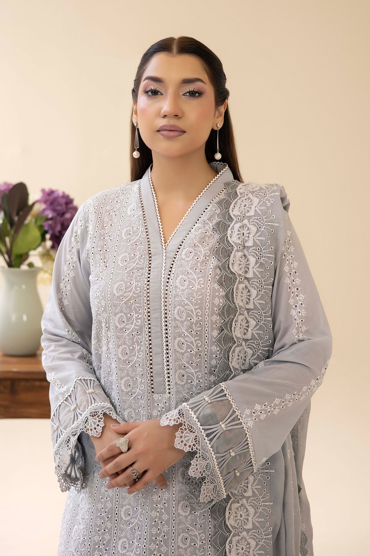 3 Piece – Embroidered Lawn