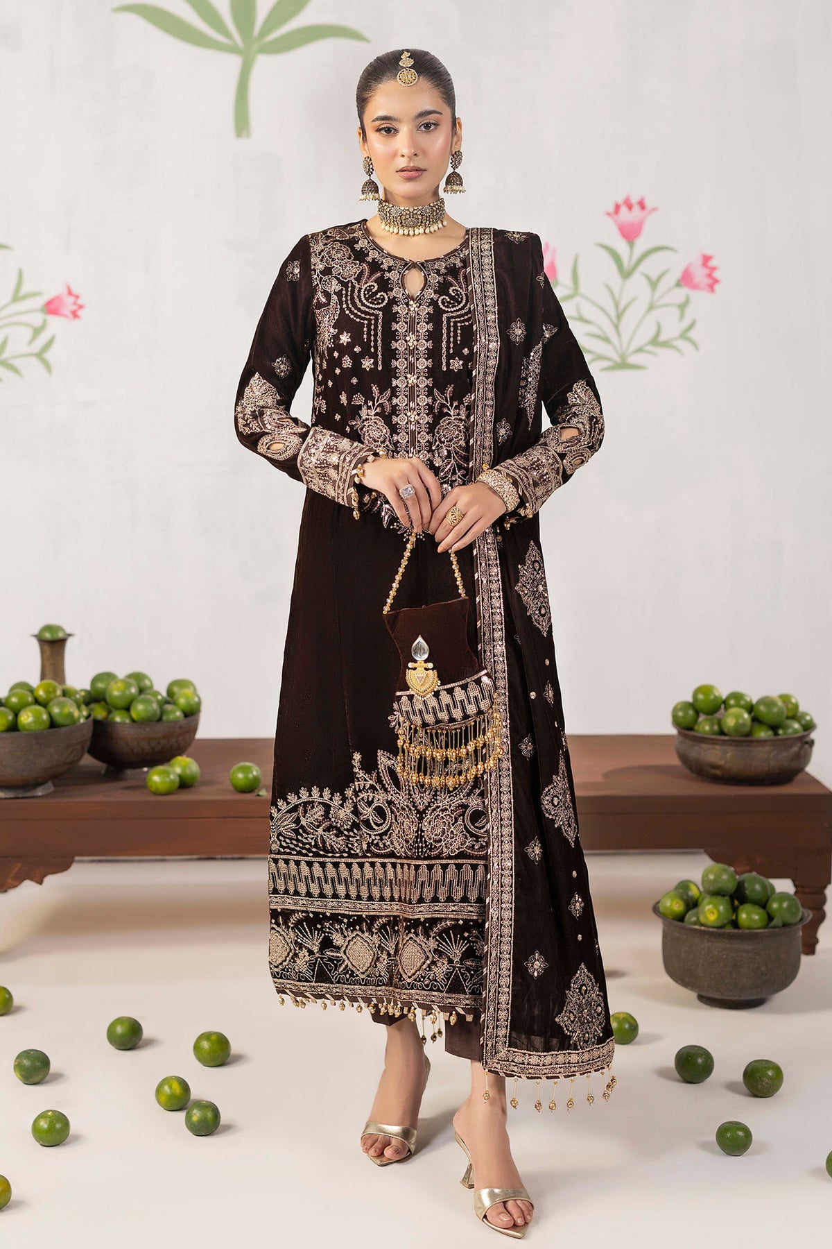 3 Piece – Embroidered Velvet