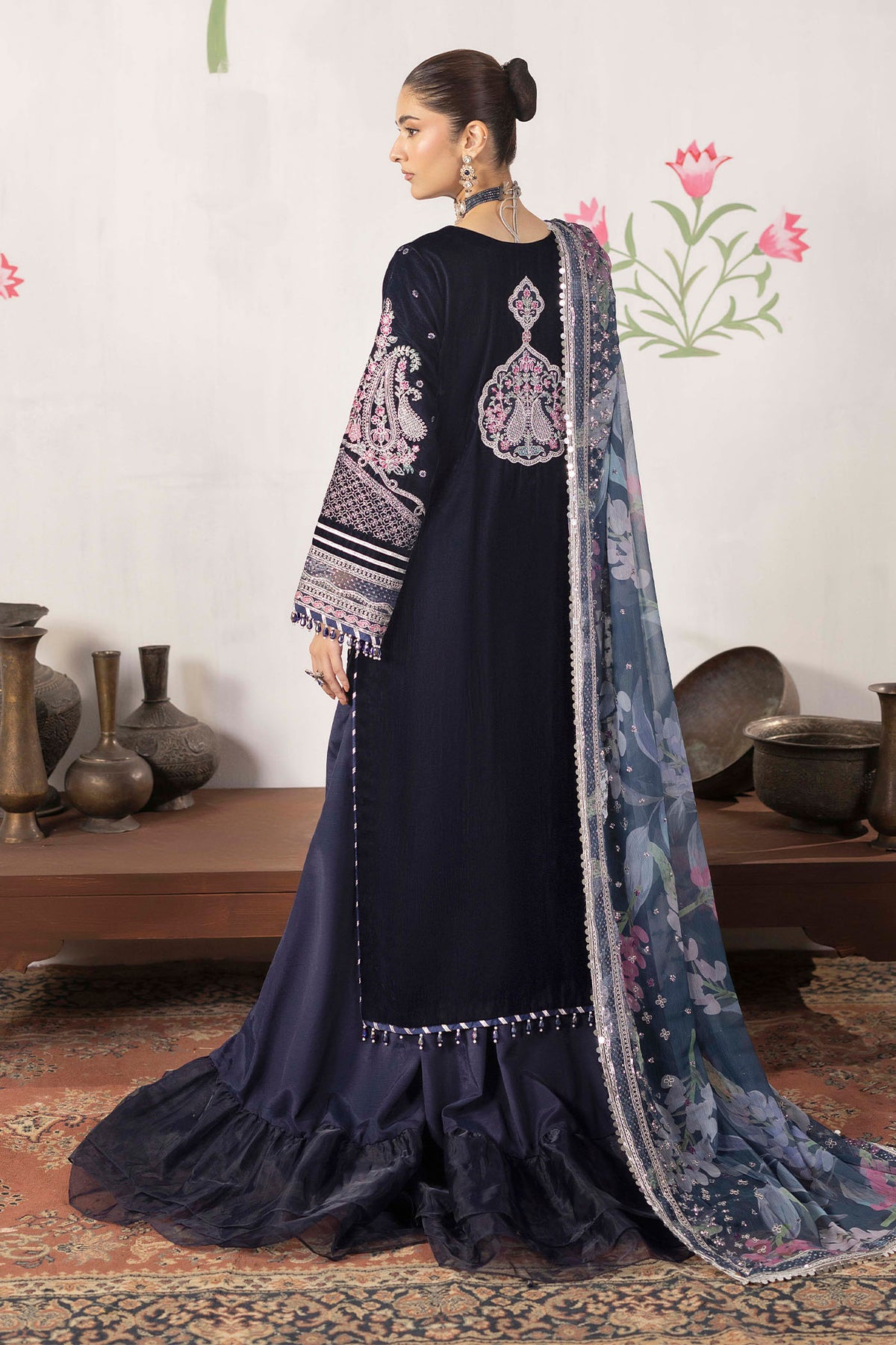 3 Piece – Embroidered Velvet