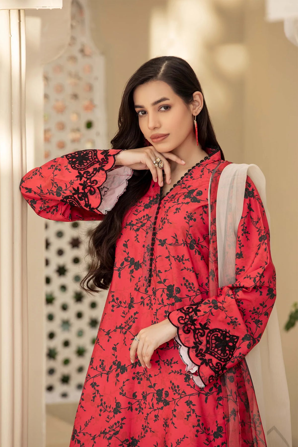 3 Piece – Embroidered Khaddar