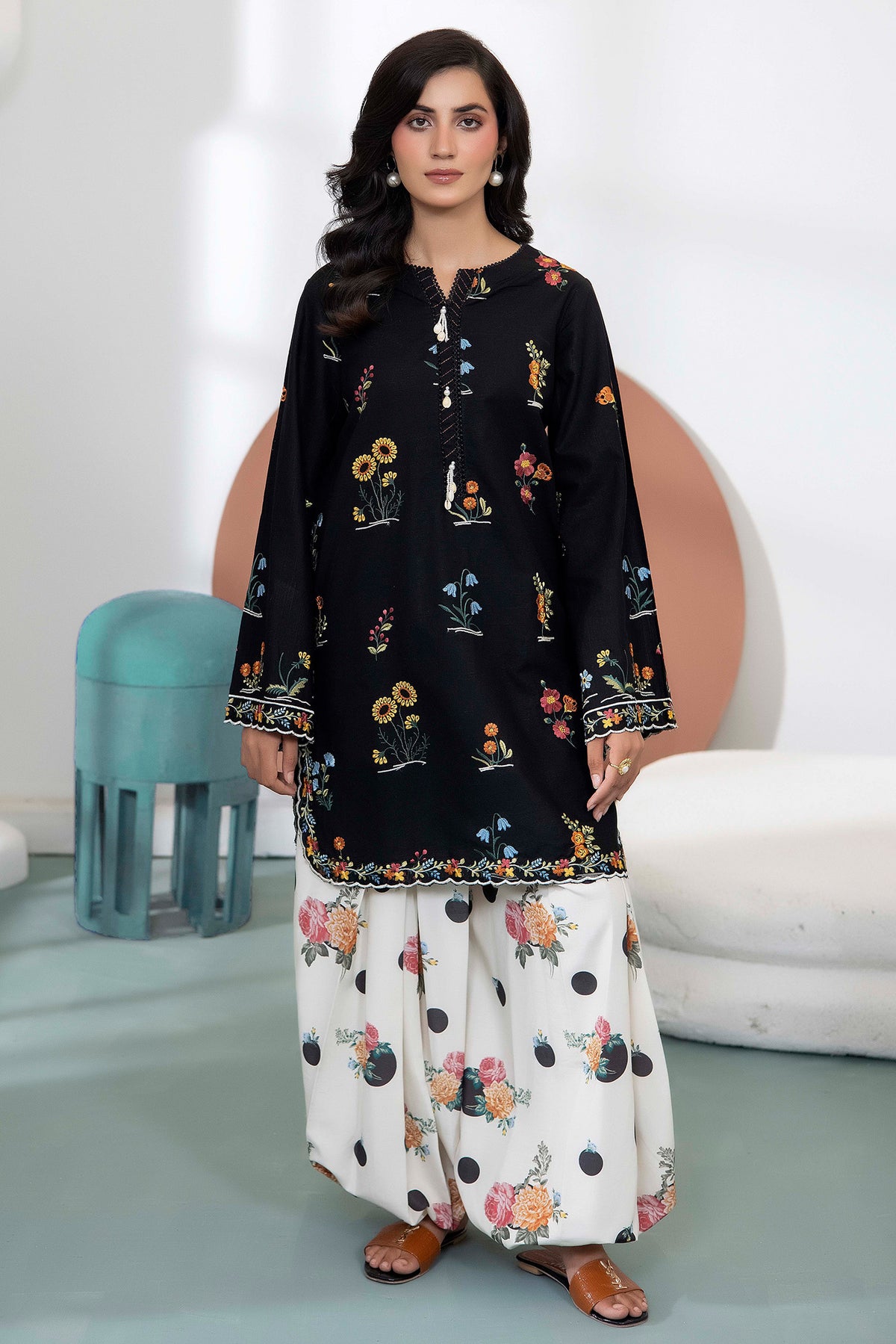 2 PIECE - EMBROIDERED KHADDAR