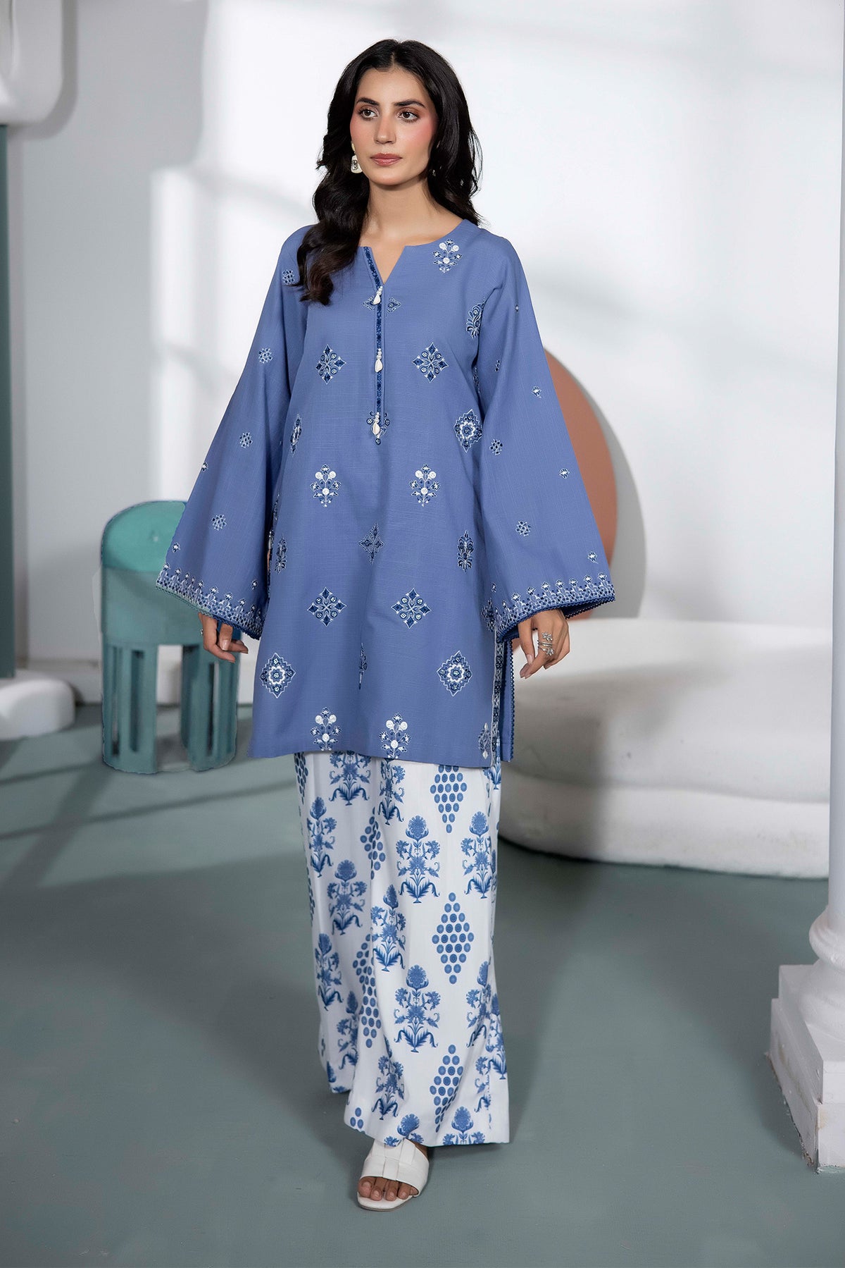 2 PIECE - EMBROIDERED KHADDAR