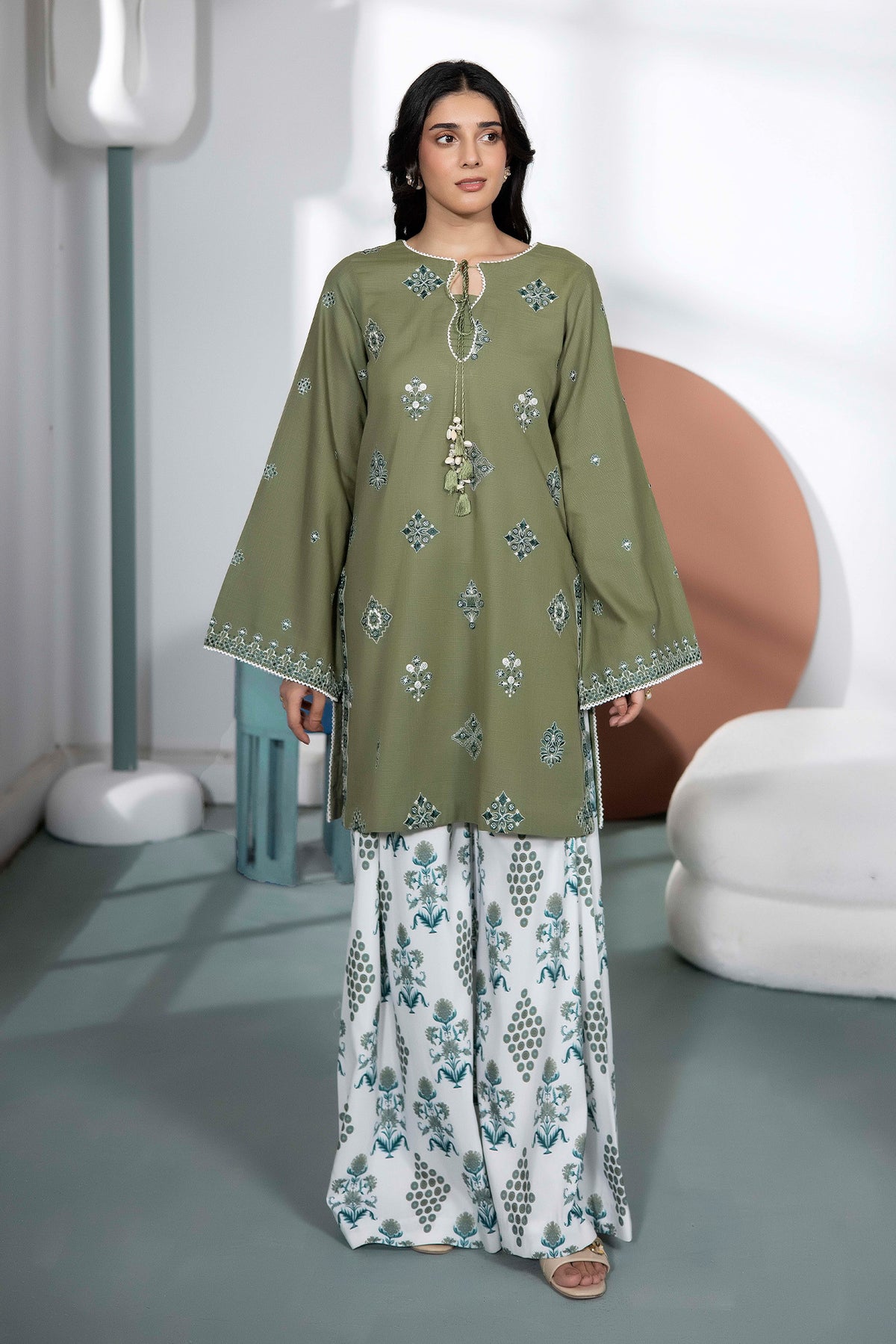 2 PIECE - EMBROIDERED KHADDAR