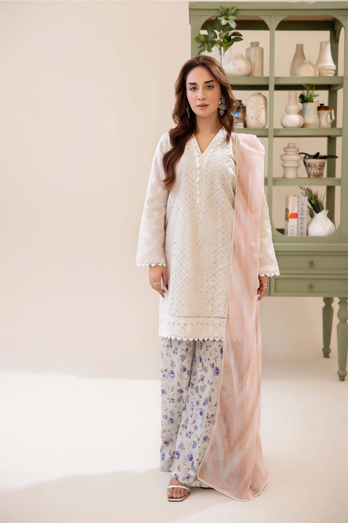3 Piece – Embroidered Lawn