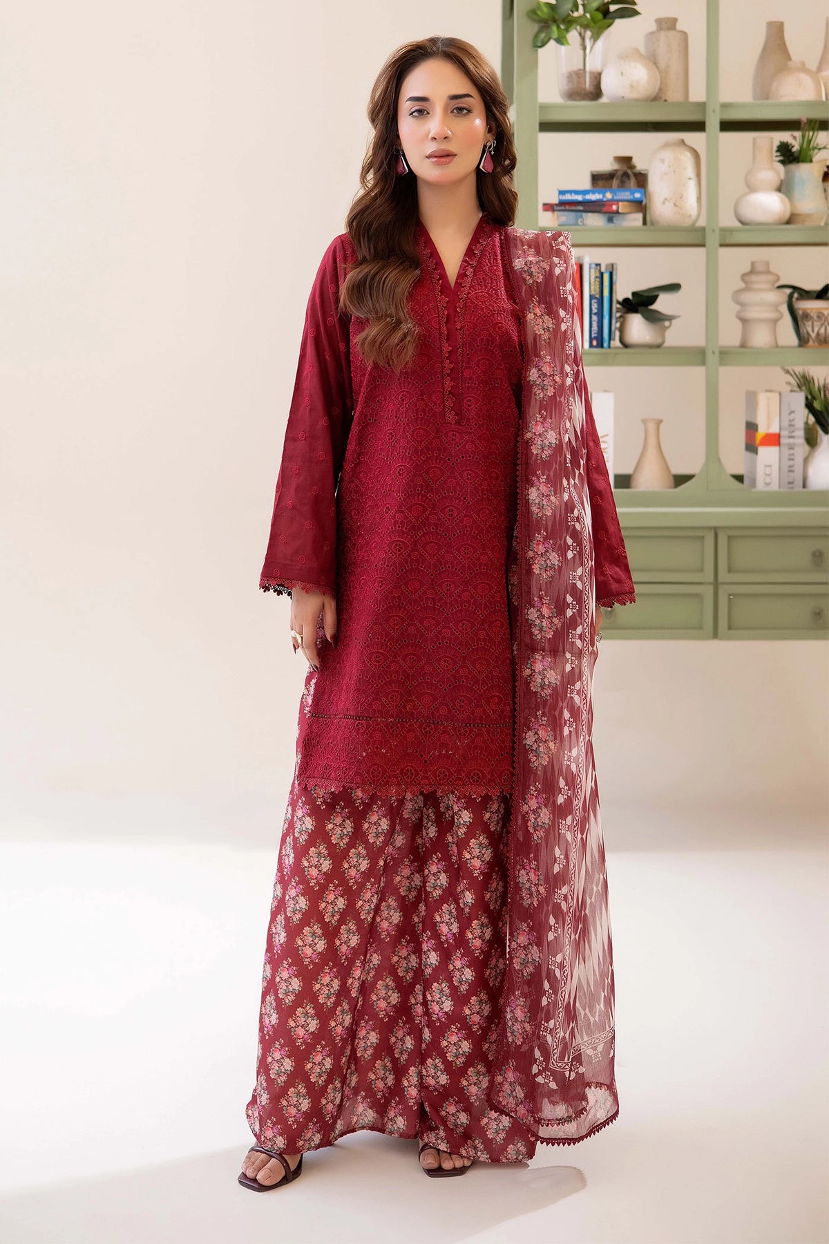 3 Piece – Embroidered Lawn
