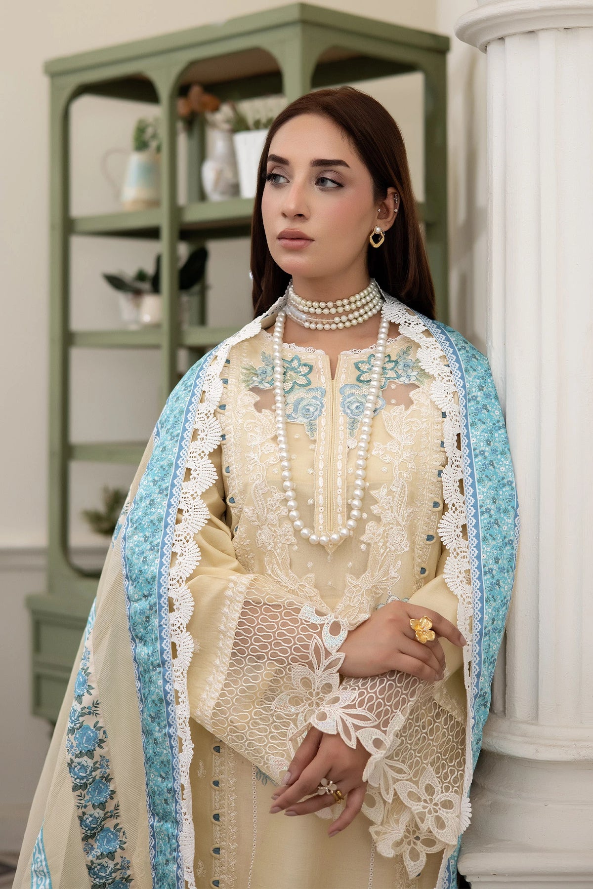 3 Piece – Embroidered Lawn