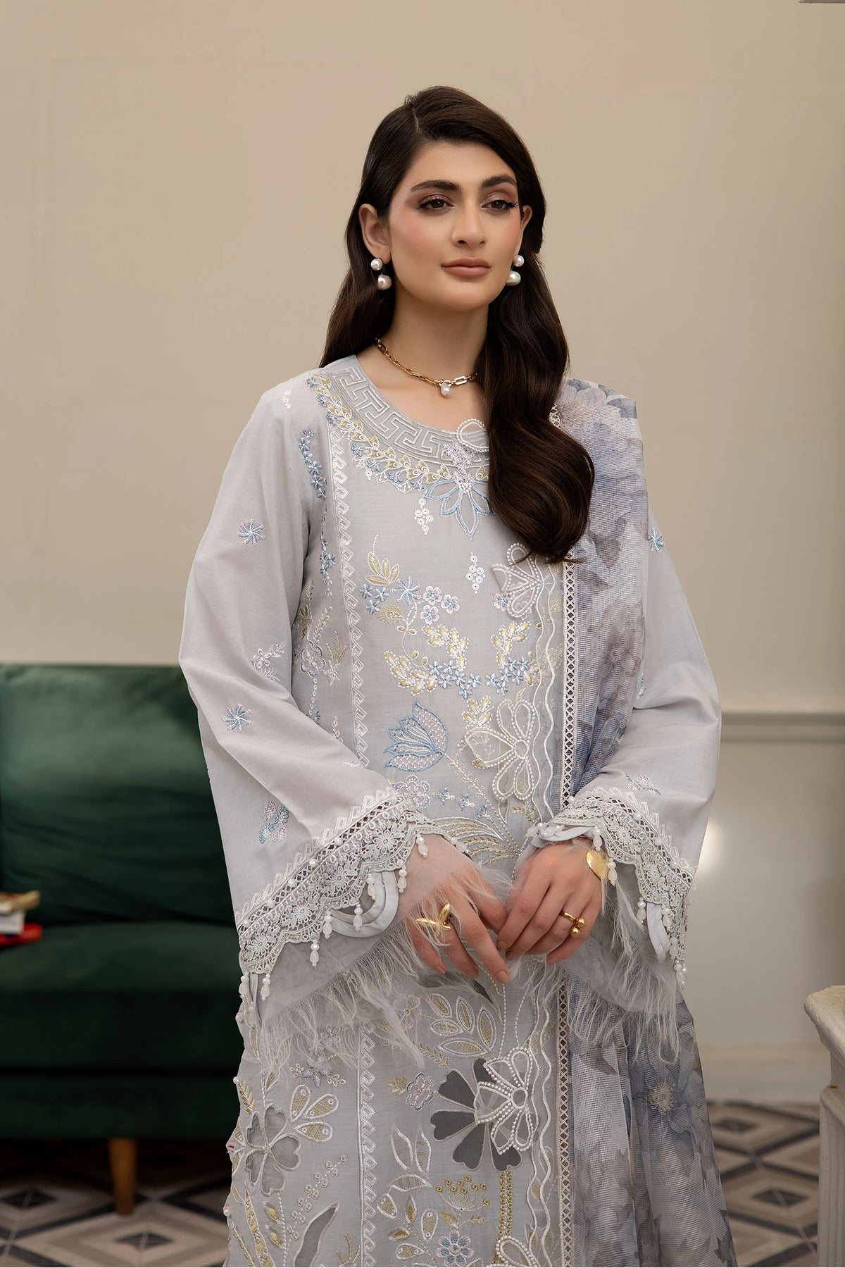 3 Piece – Embroidered Lawn