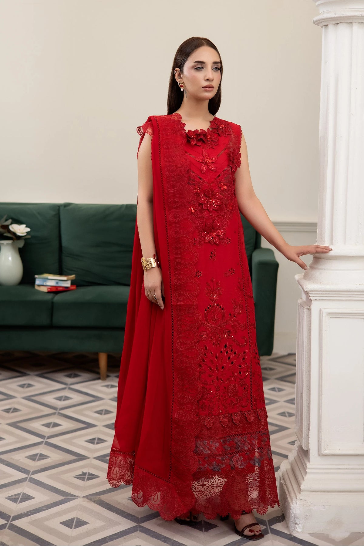 3 Piece – Embroidered Lawn