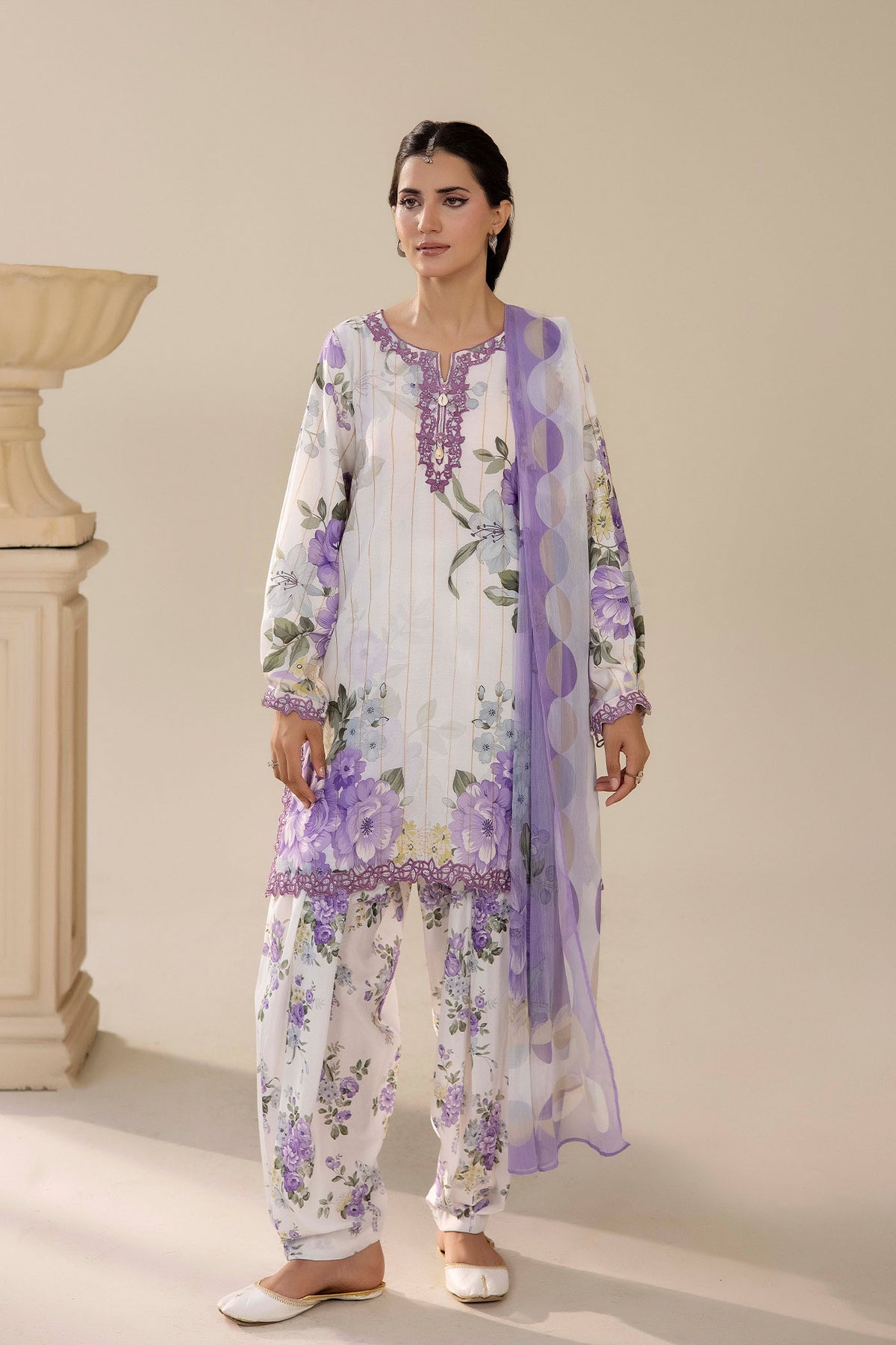 FLORAL CHINTZ-17