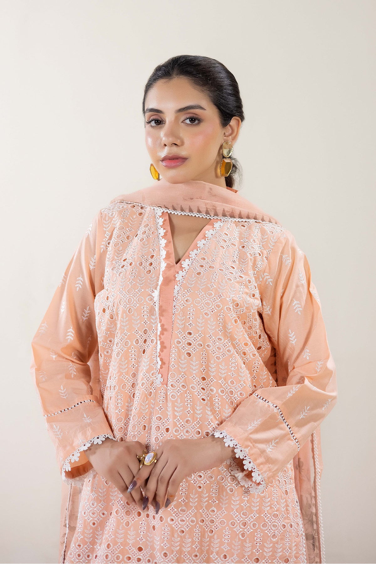3 Piece – Embroidered Lawn