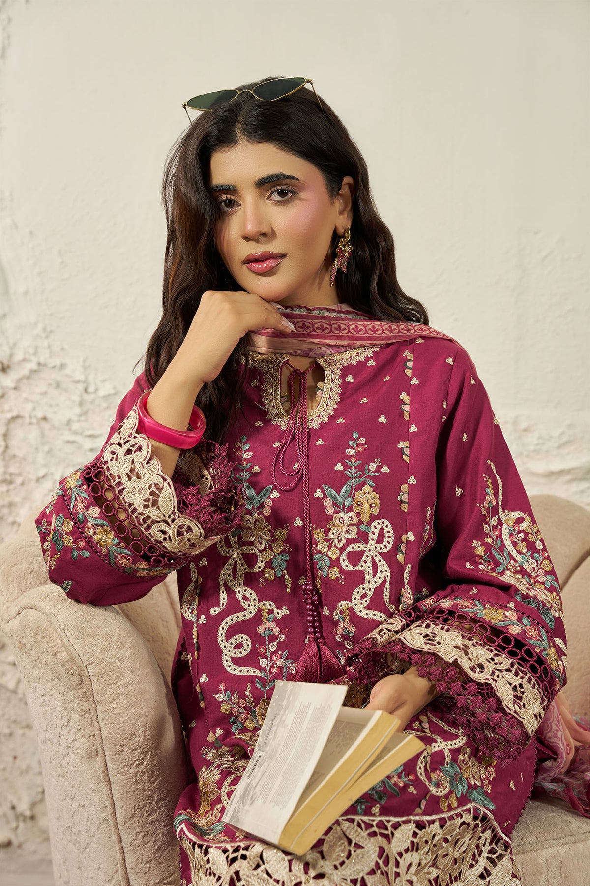 3 PIECE - EMBROIDERED LINEN EMB-712-C