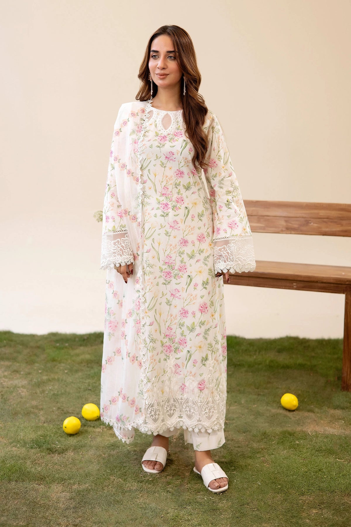 3 Piece – Embroidered Lawn