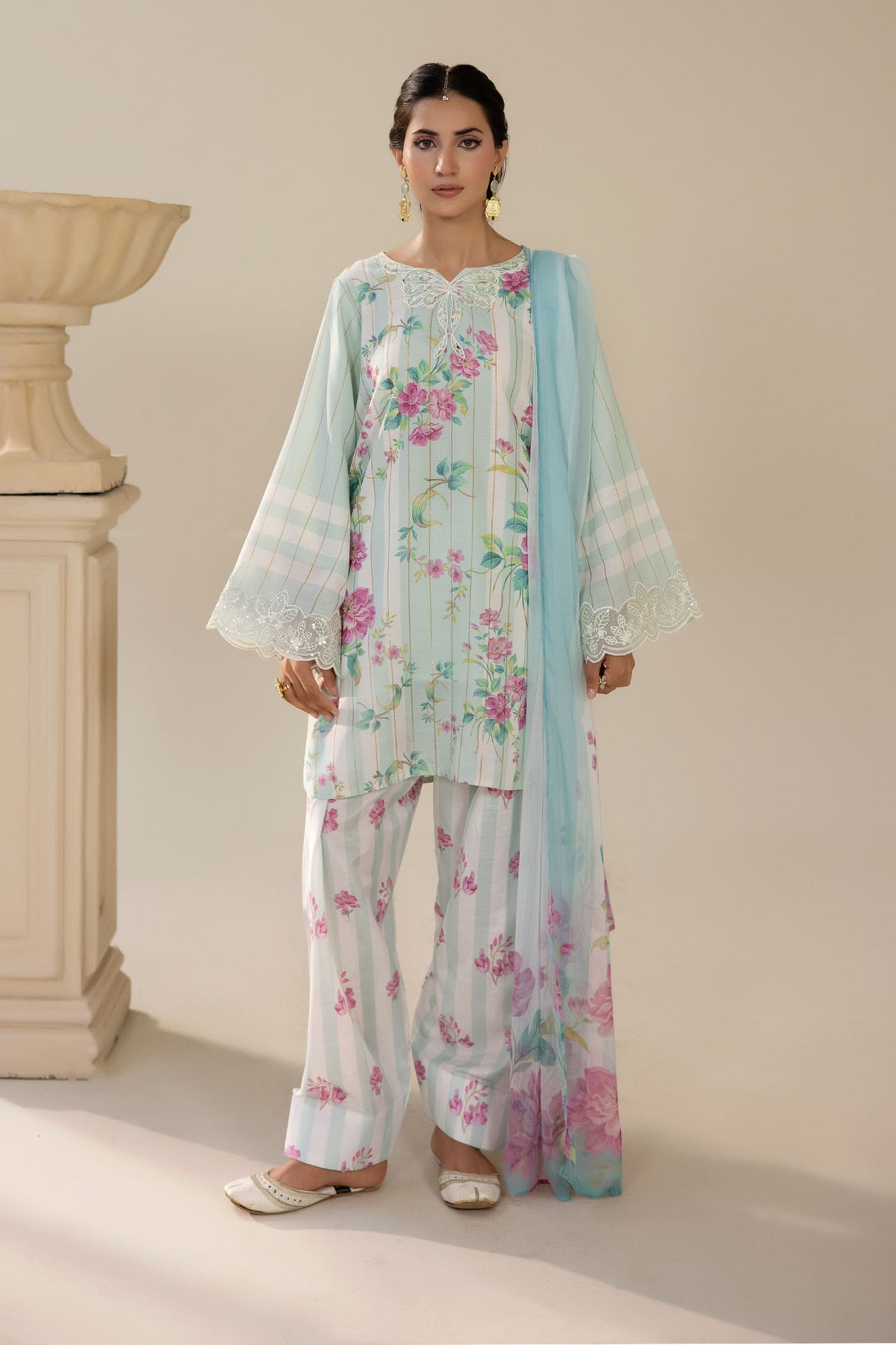 CHINTZ-03