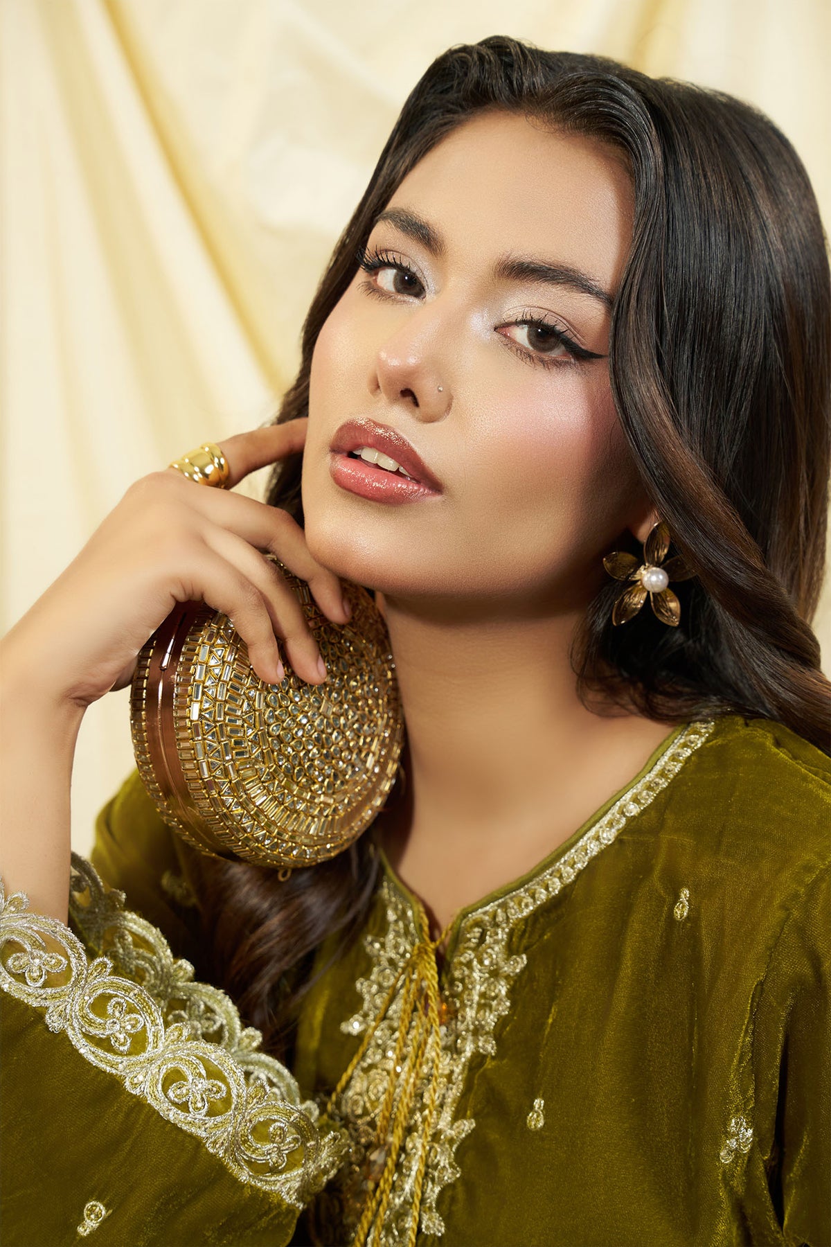 2 PIECE - EMBROIDERED VELVET EMB 632-B