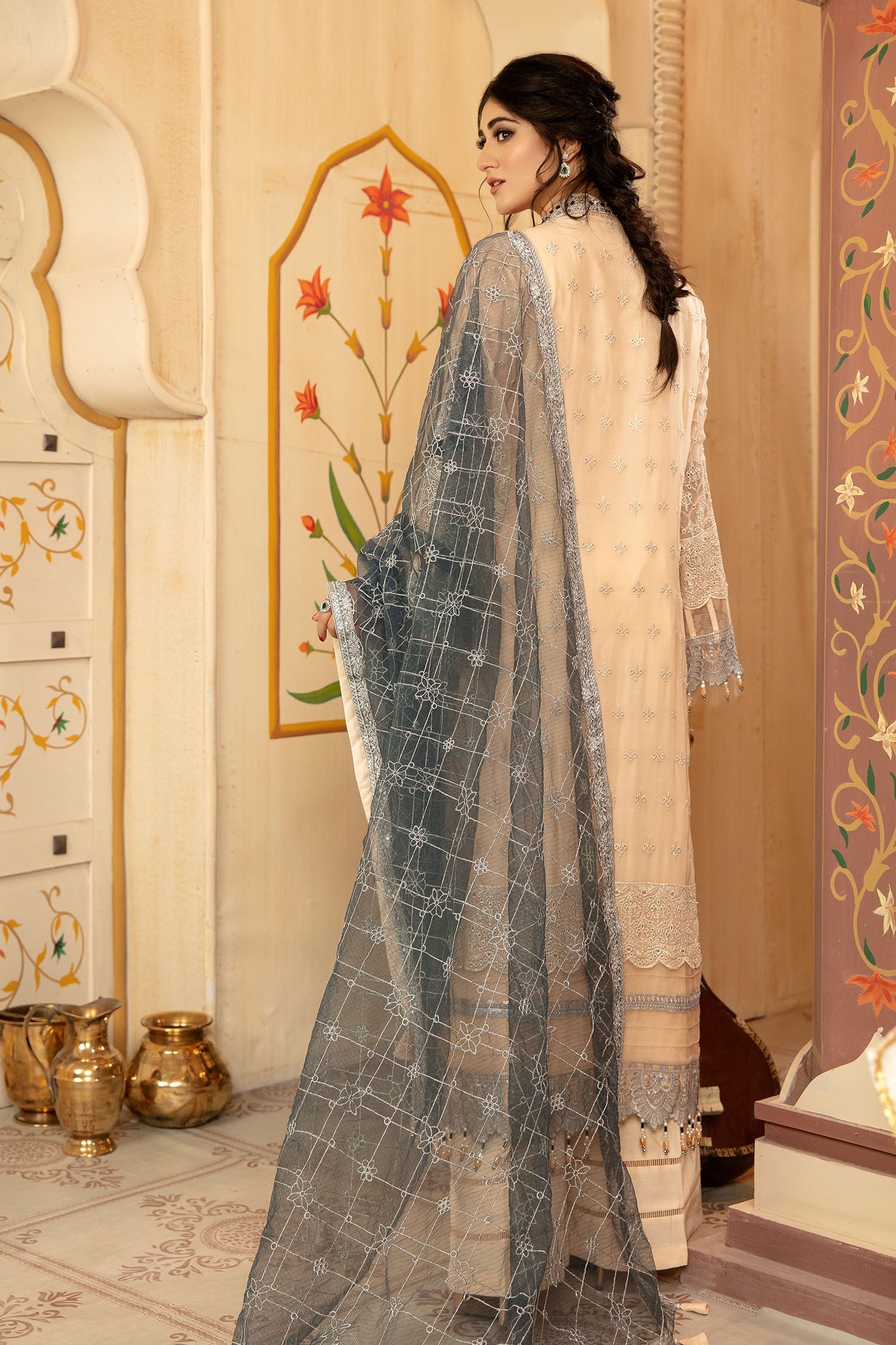 Sundas - Stitched