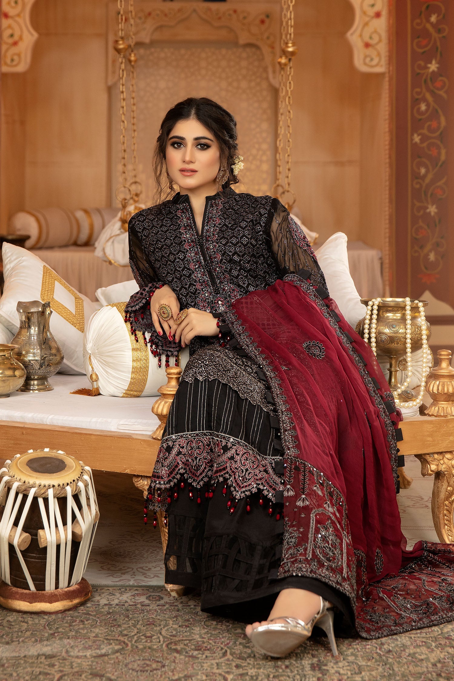 Bazm e Rang - Stitched