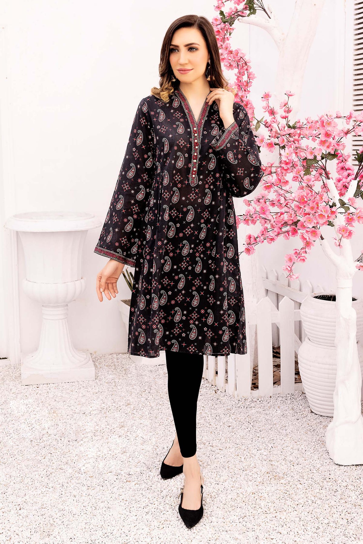 1 Piece – Printed Lawn