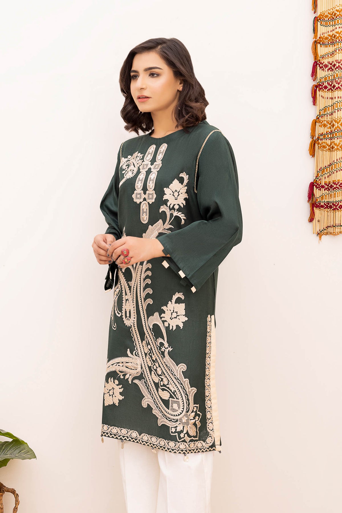 1 Piece – Embroidered Lawn