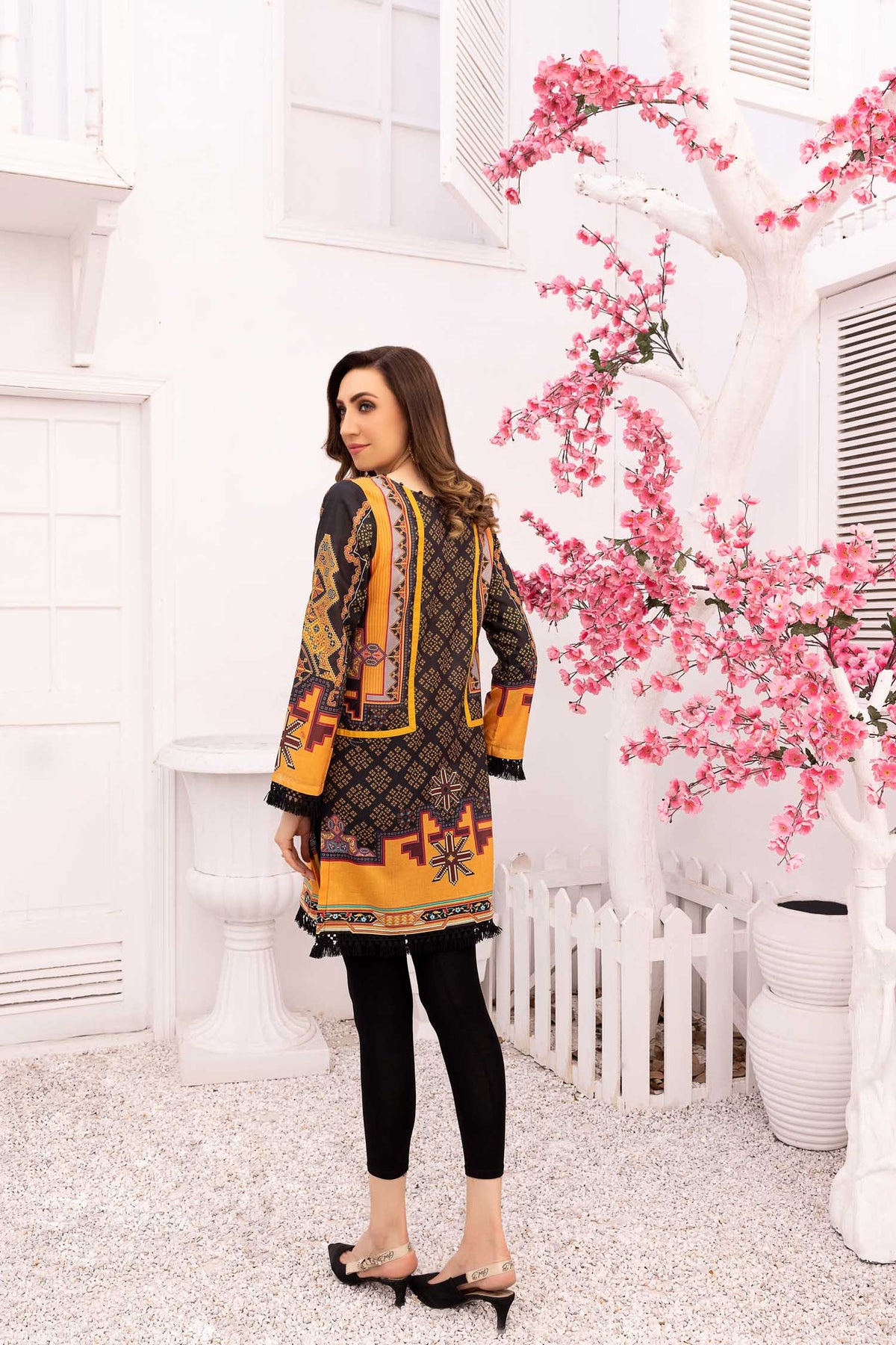 1 Piece – Printed Lawn