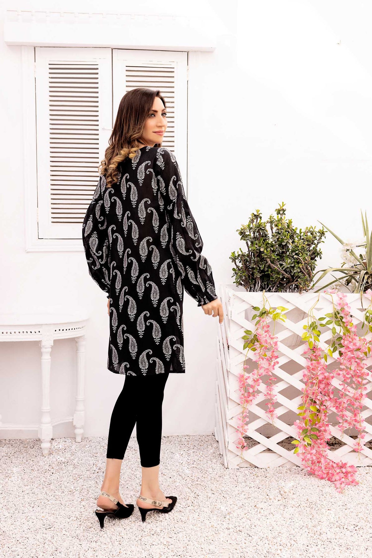 1 Piece – Printed Lawn