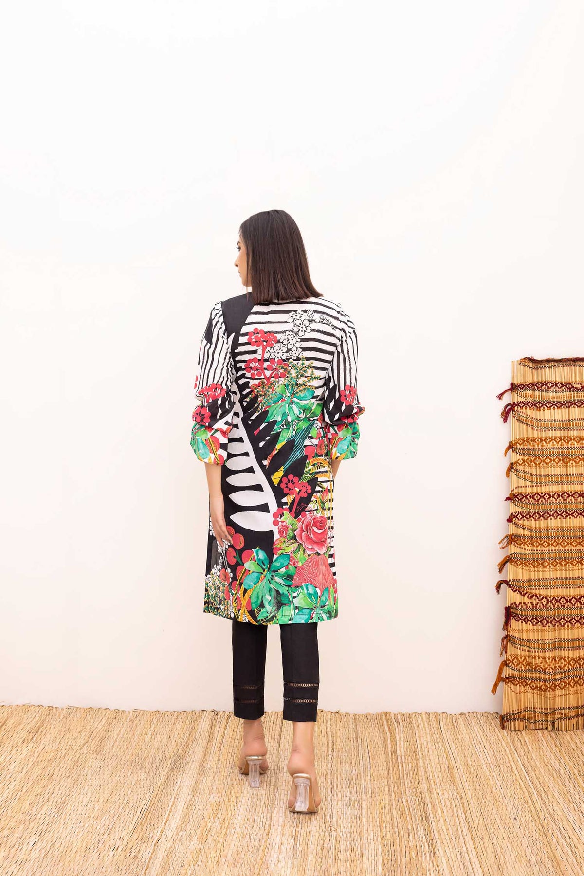 1 Piece – Printed Lawn