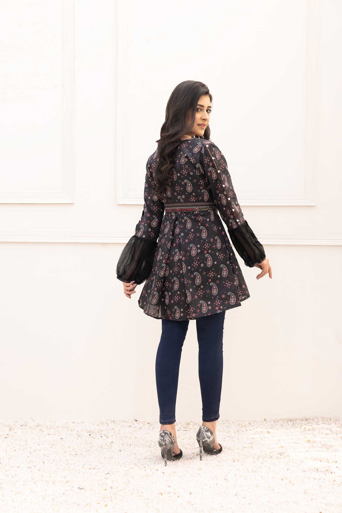 1 Piece – Printed Lawn