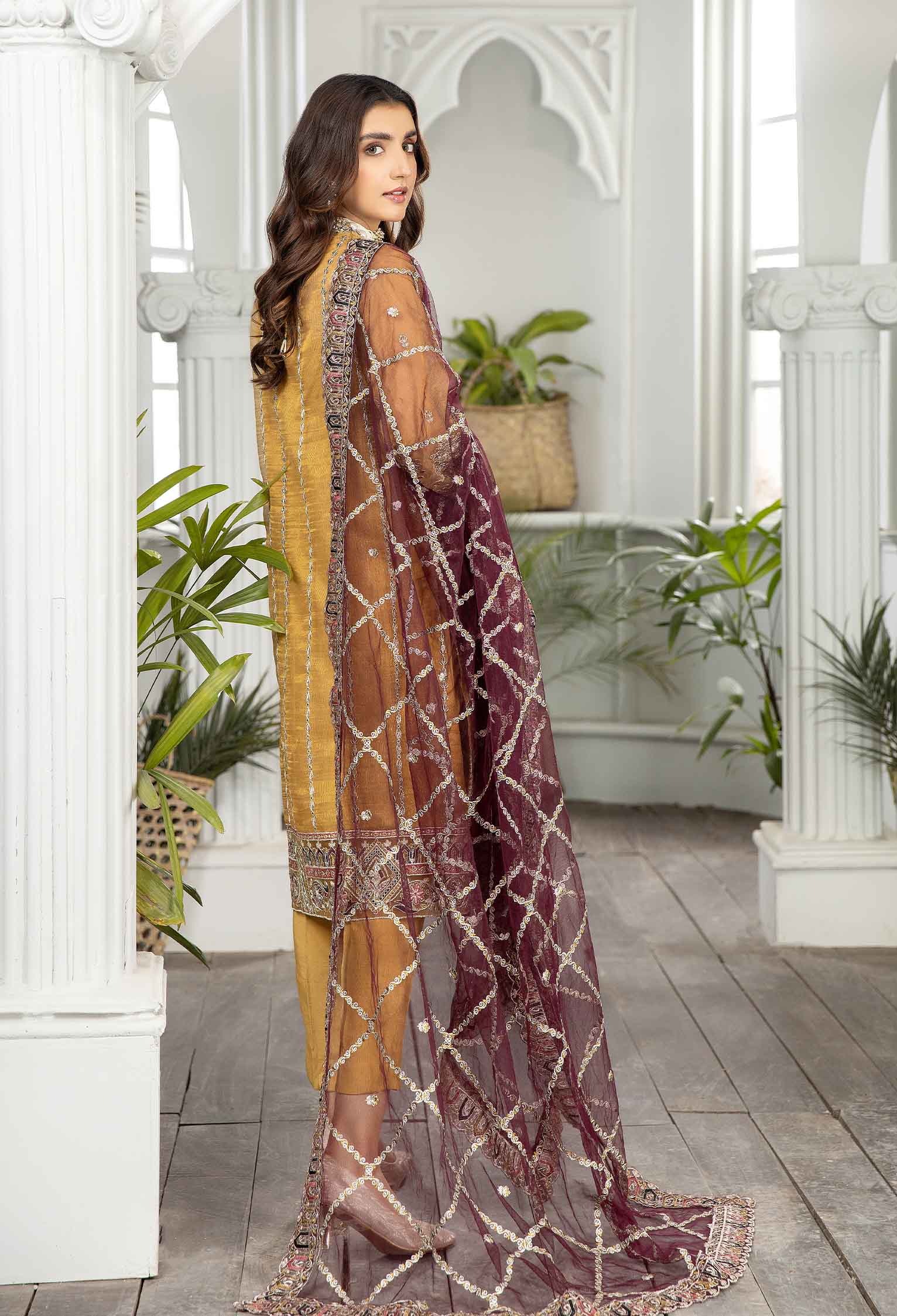 5067 - Amira