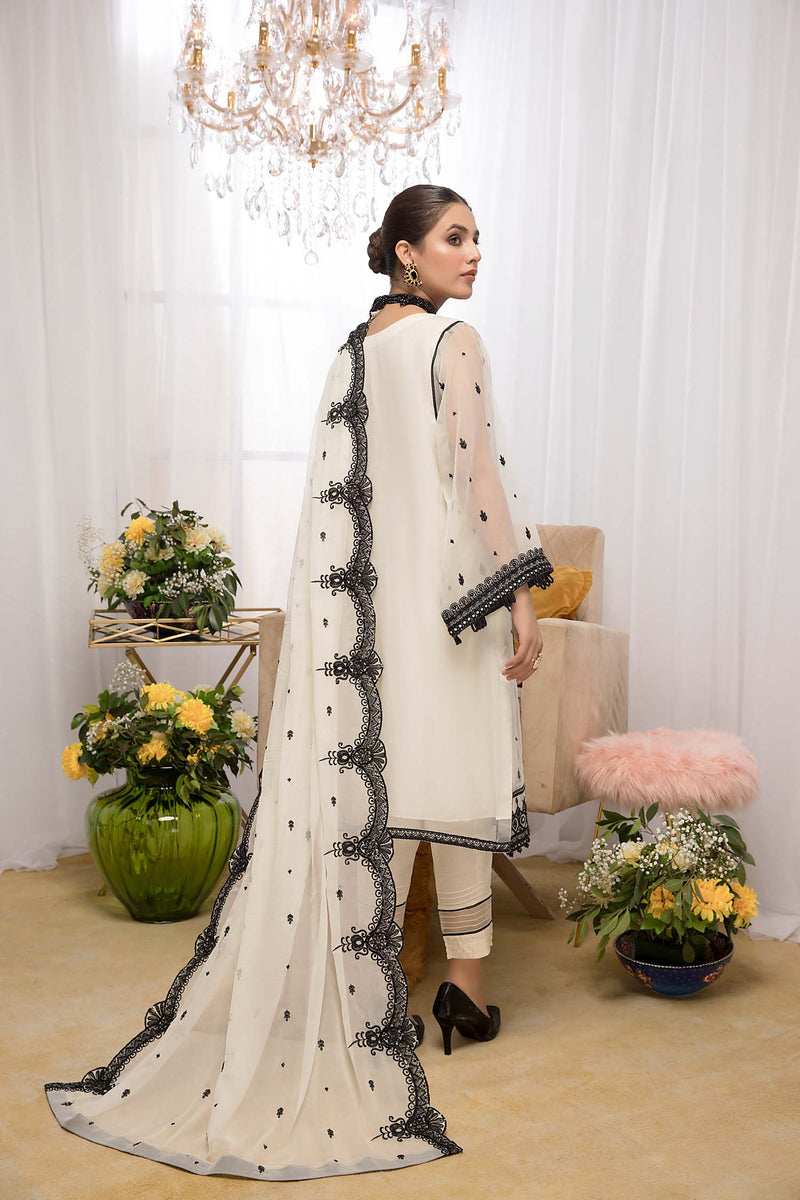 White Pearl - Luxury Pret 4PC