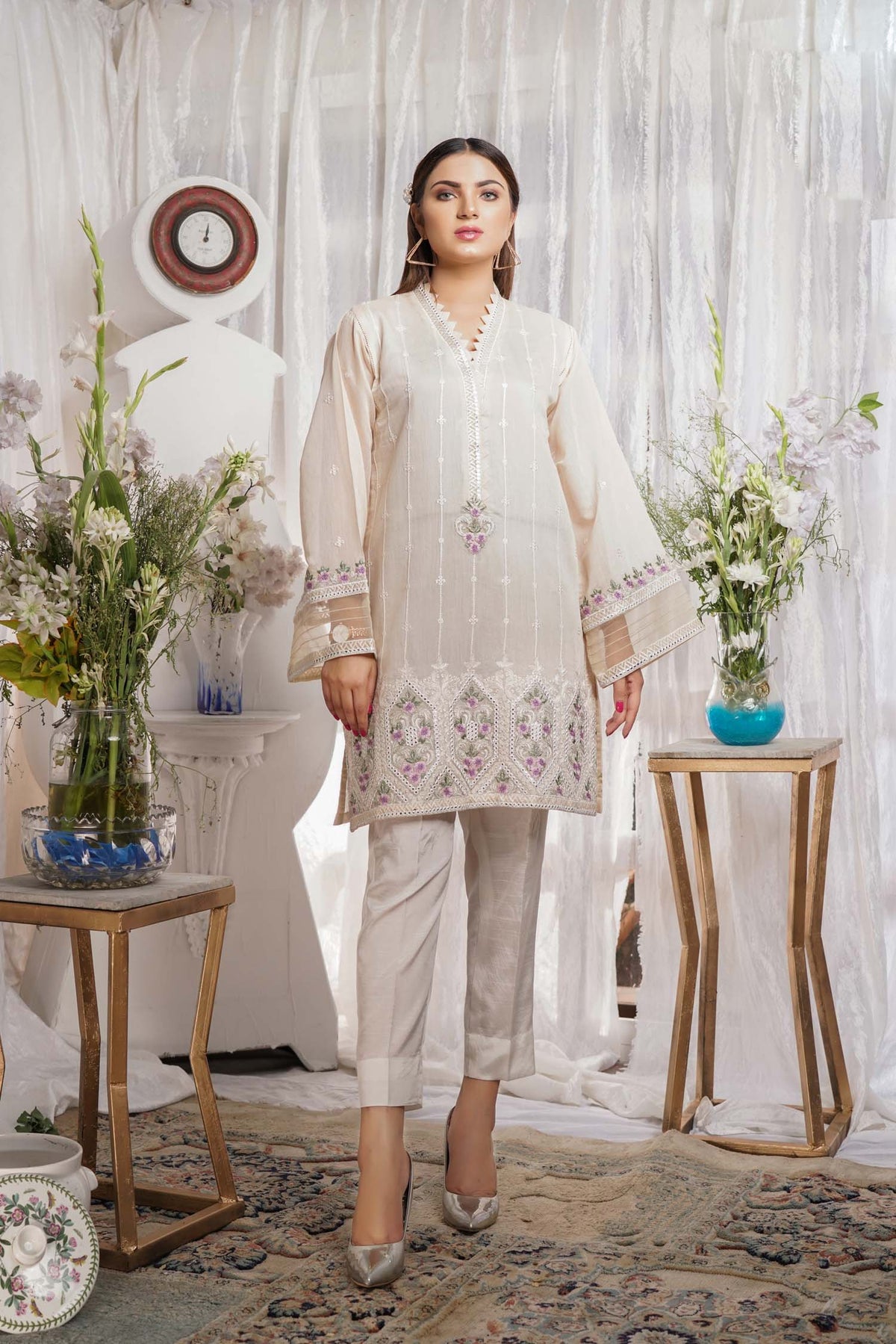 1 Piece – Embroidered Silk
