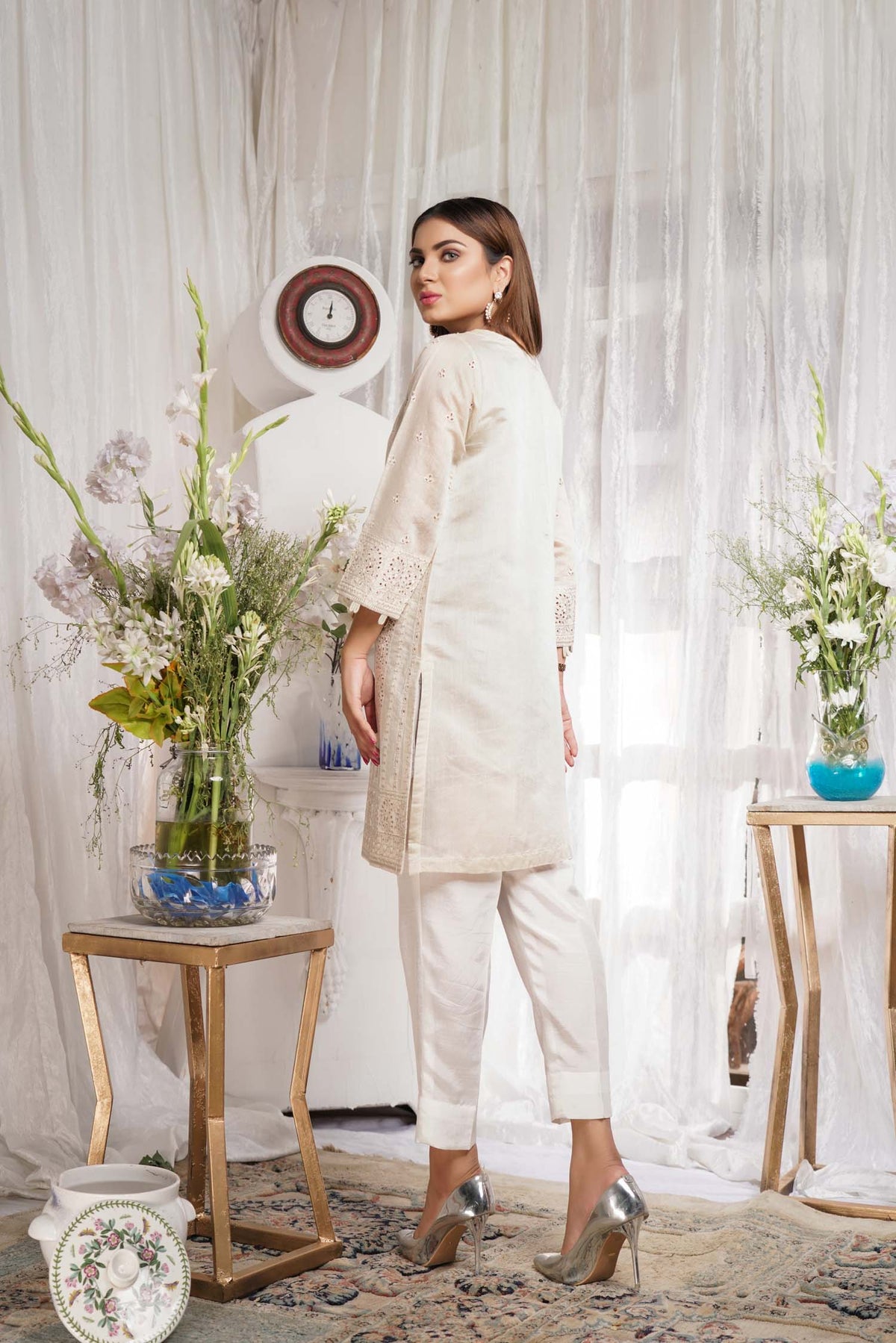 1 Piece – Embroidered Silk