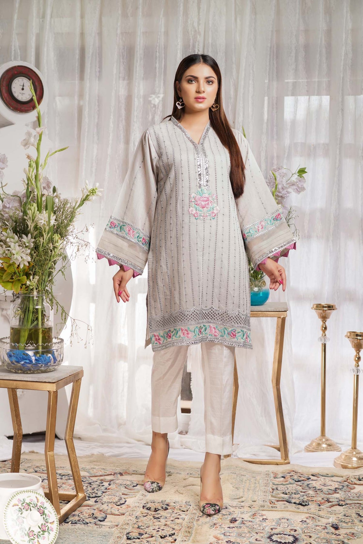 1 Piece – Embroidered Silk
