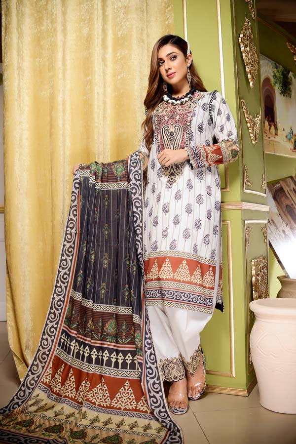 CLOVER – DIGITAL EMBROIDERED LAWN 3 PIECE (UNSTITCH)