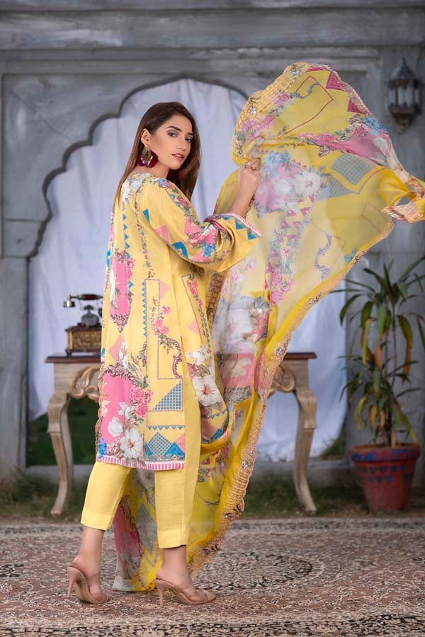 Golden Grass Digital Printed & Embroidered Karandi 3PC