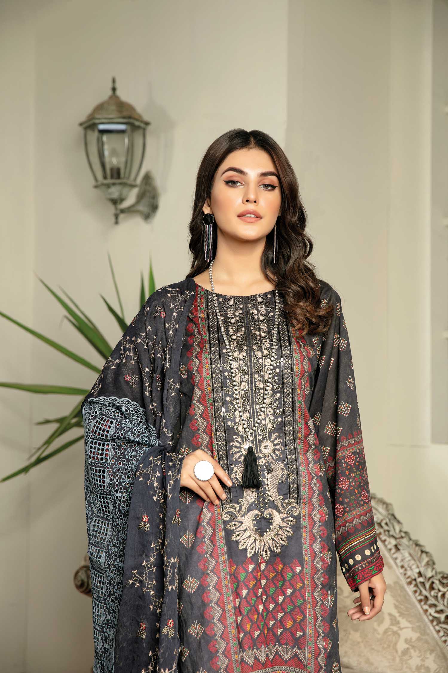 Silver Jent - Digital Printed & Embroidered Lawn 3PC