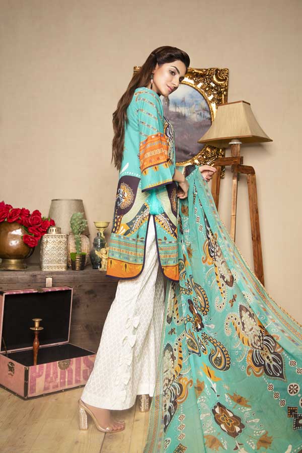 1 Piece – Embroidered Lawn