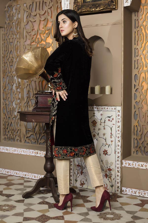 Black 04 -  Embroidered Velvet Un Stitched (2 Piece)