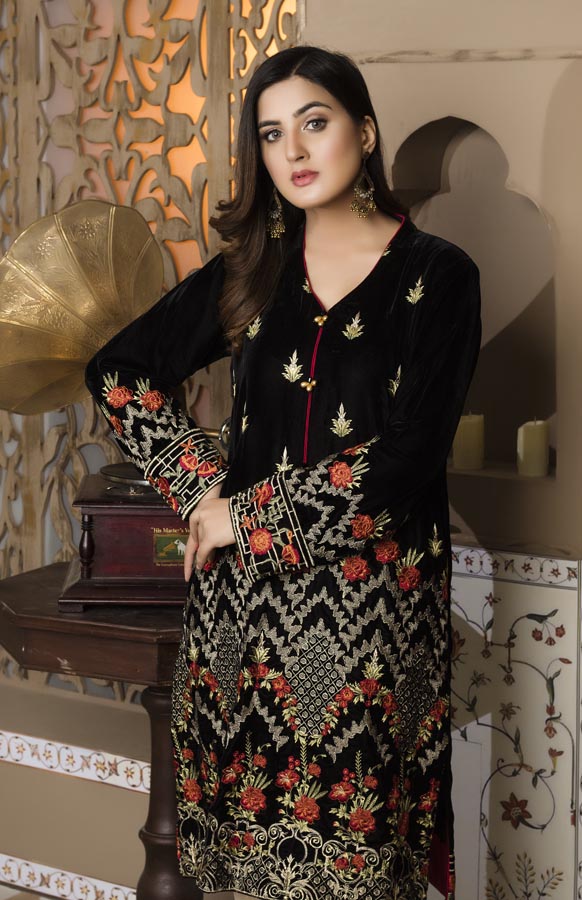 Black 04 -  Embroidered Velvet Un Stitched (2 Piece)