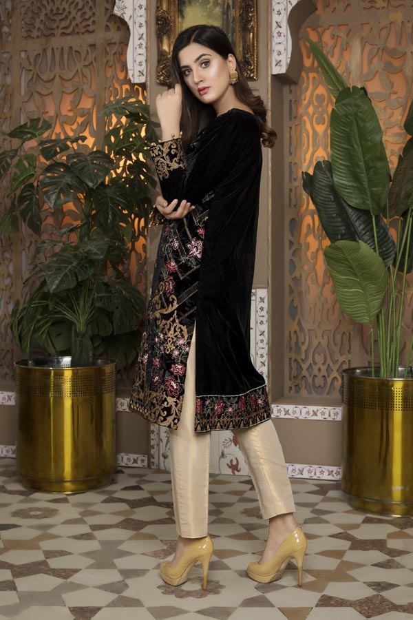 Black 05 -  Embroidered Velvet Un Stitched (2 Piece)