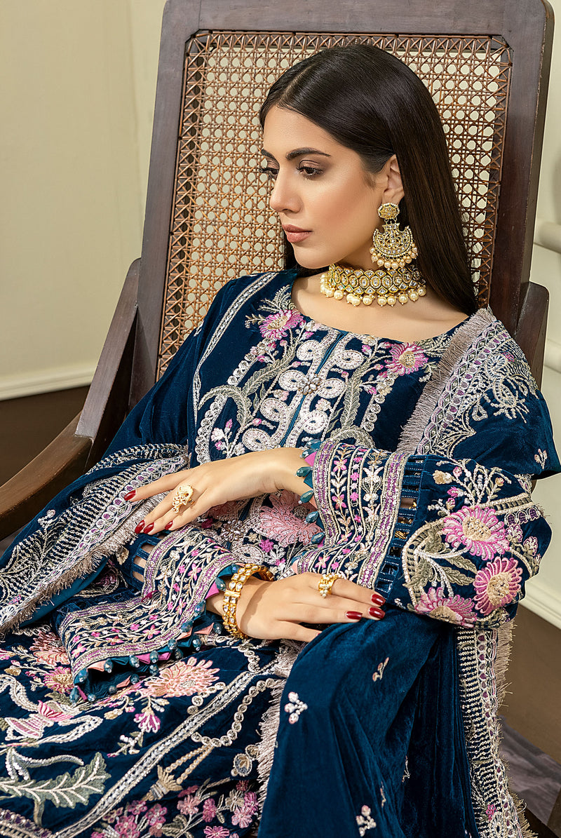 Flory Drop - Embroidered Velvet 3PC